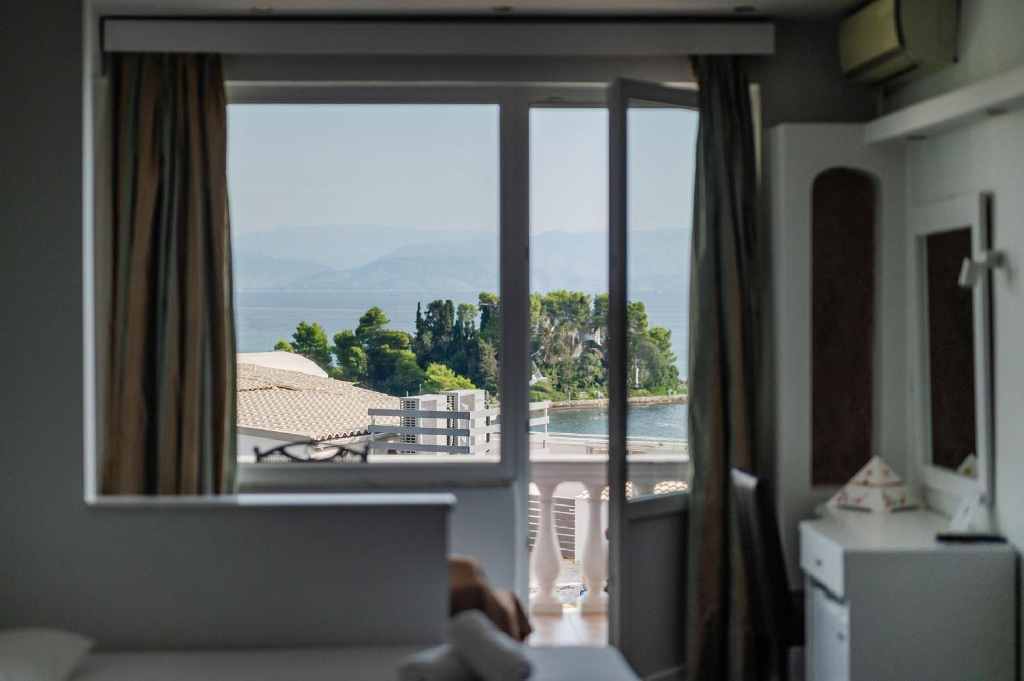 Pontikonisi Hotel & Suites Perama  Room photo